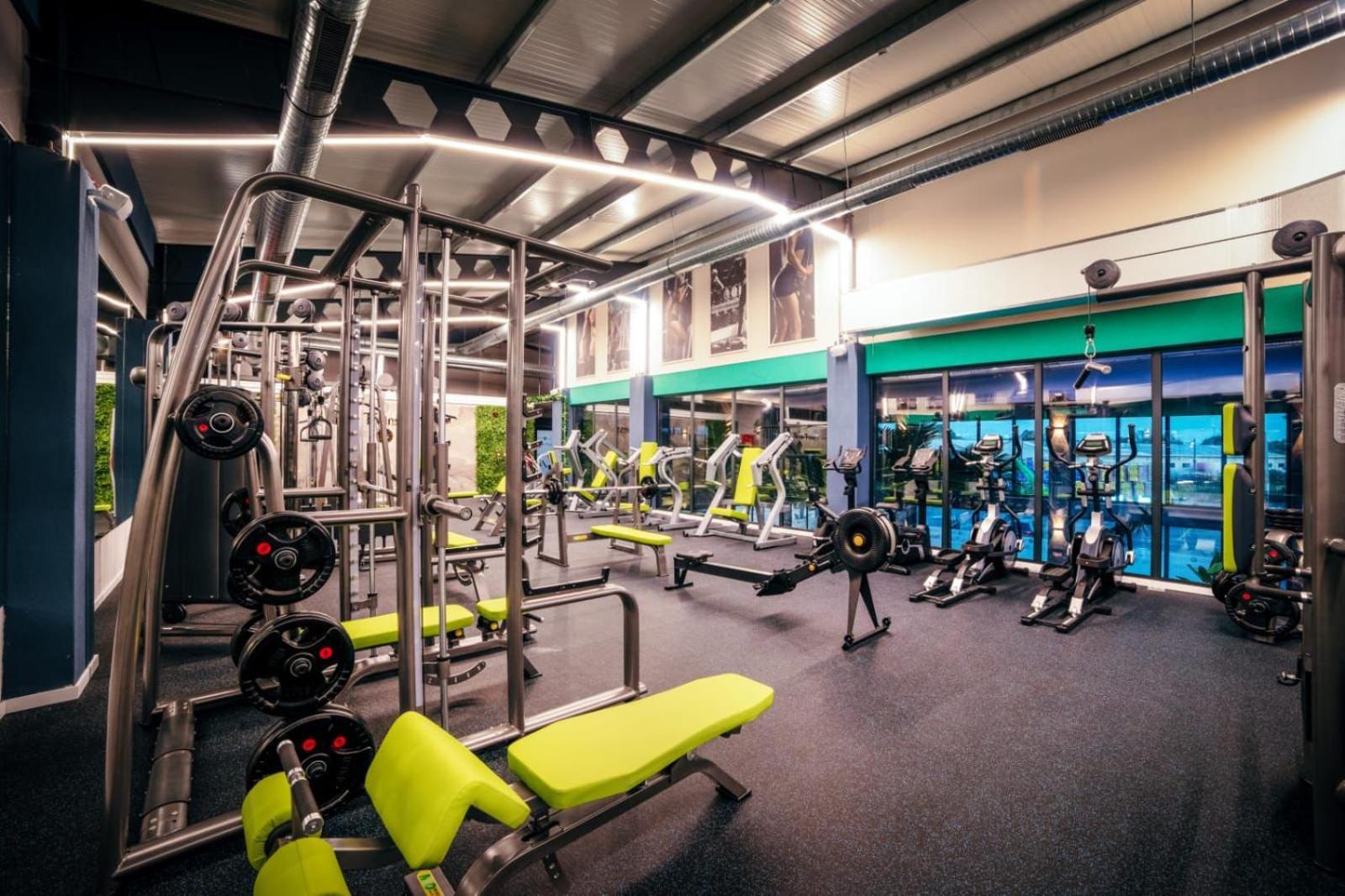 Hotel Nordic Twins & Wellness Rădăuţi Kültér fotó