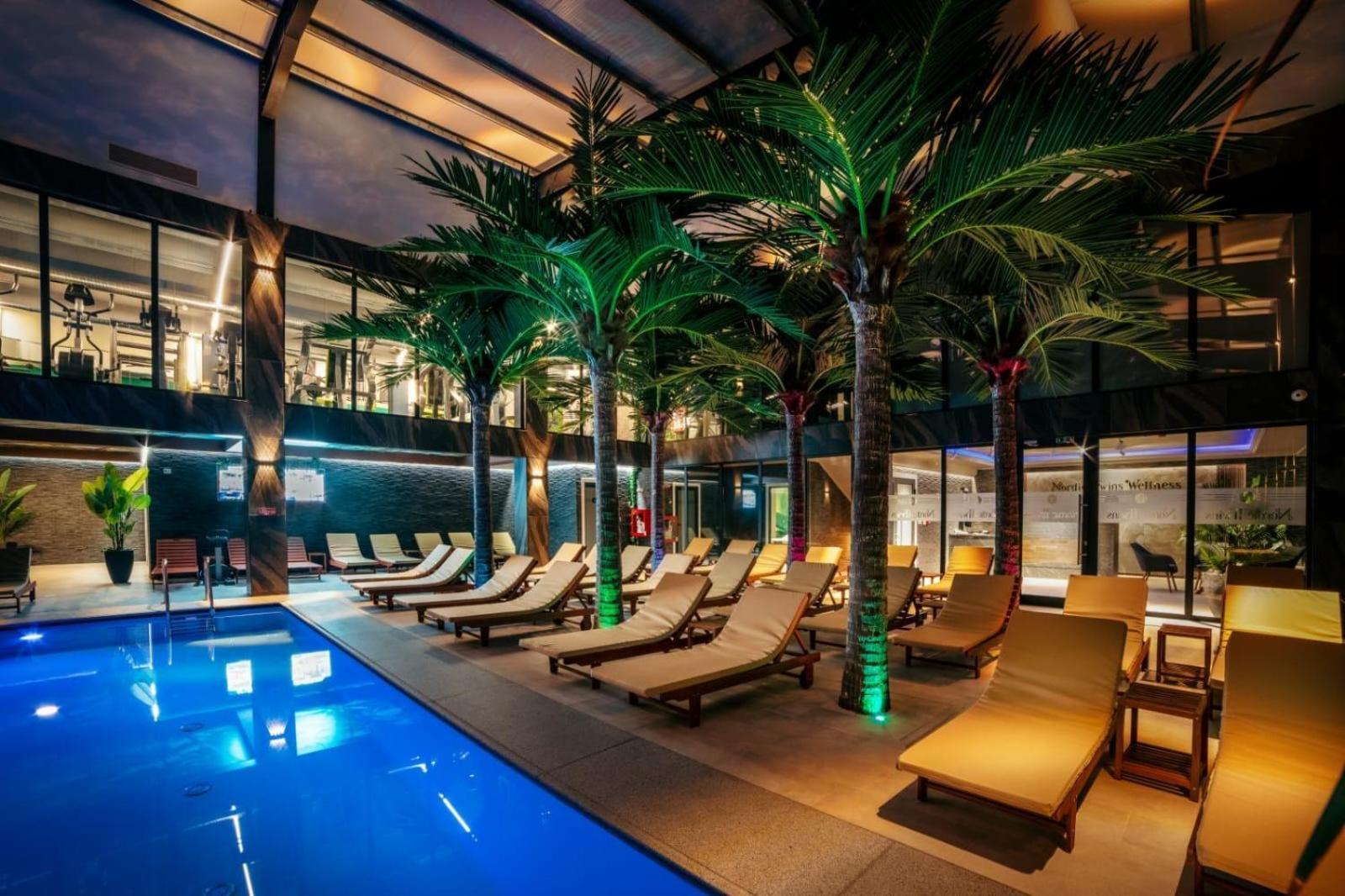 Hotel Nordic Twins & Wellness Rădăuţi Kültér fotó
