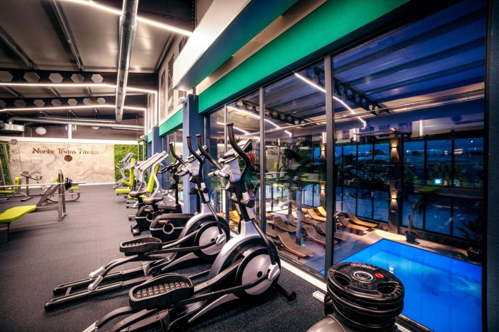 Hotel Nordic Twins & Wellness Rădăuţi Kültér fotó