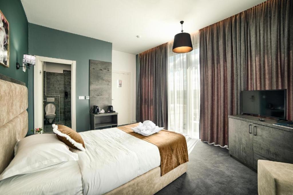 Hotel Nordic Twins & Wellness Rădăuţi Kültér fotó